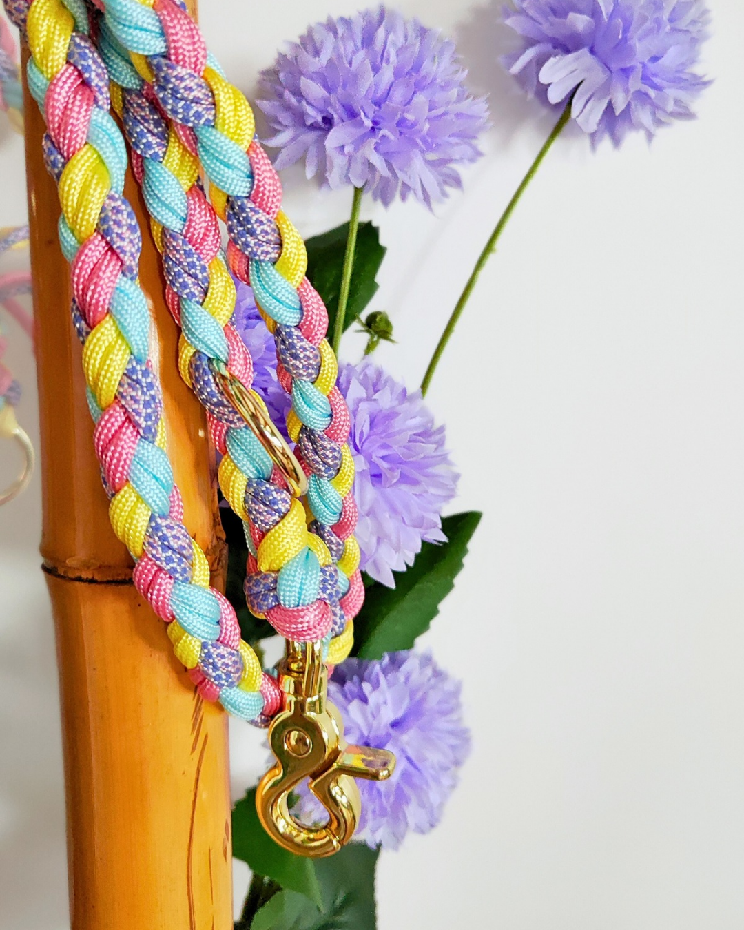 Handgeflochtene Paracord Leine Spring Edition | Pastel Pink Blau Gelb